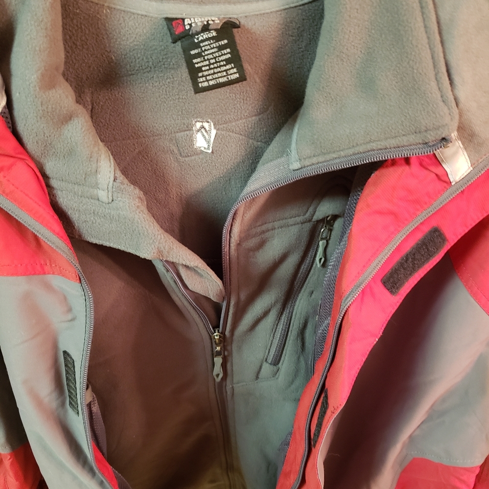 Alpine jacket size large - Picture 2 of 5